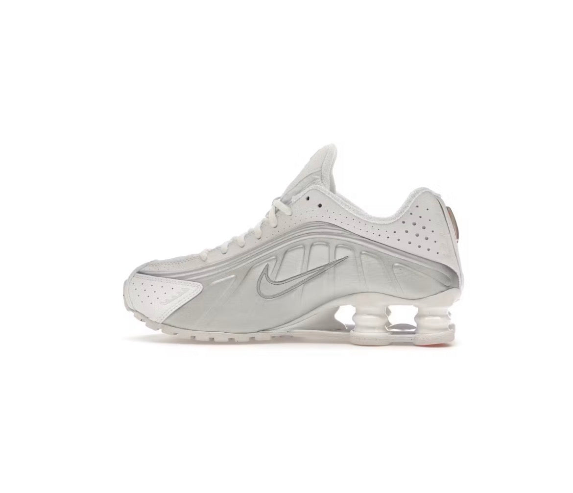 Nike Shox R4