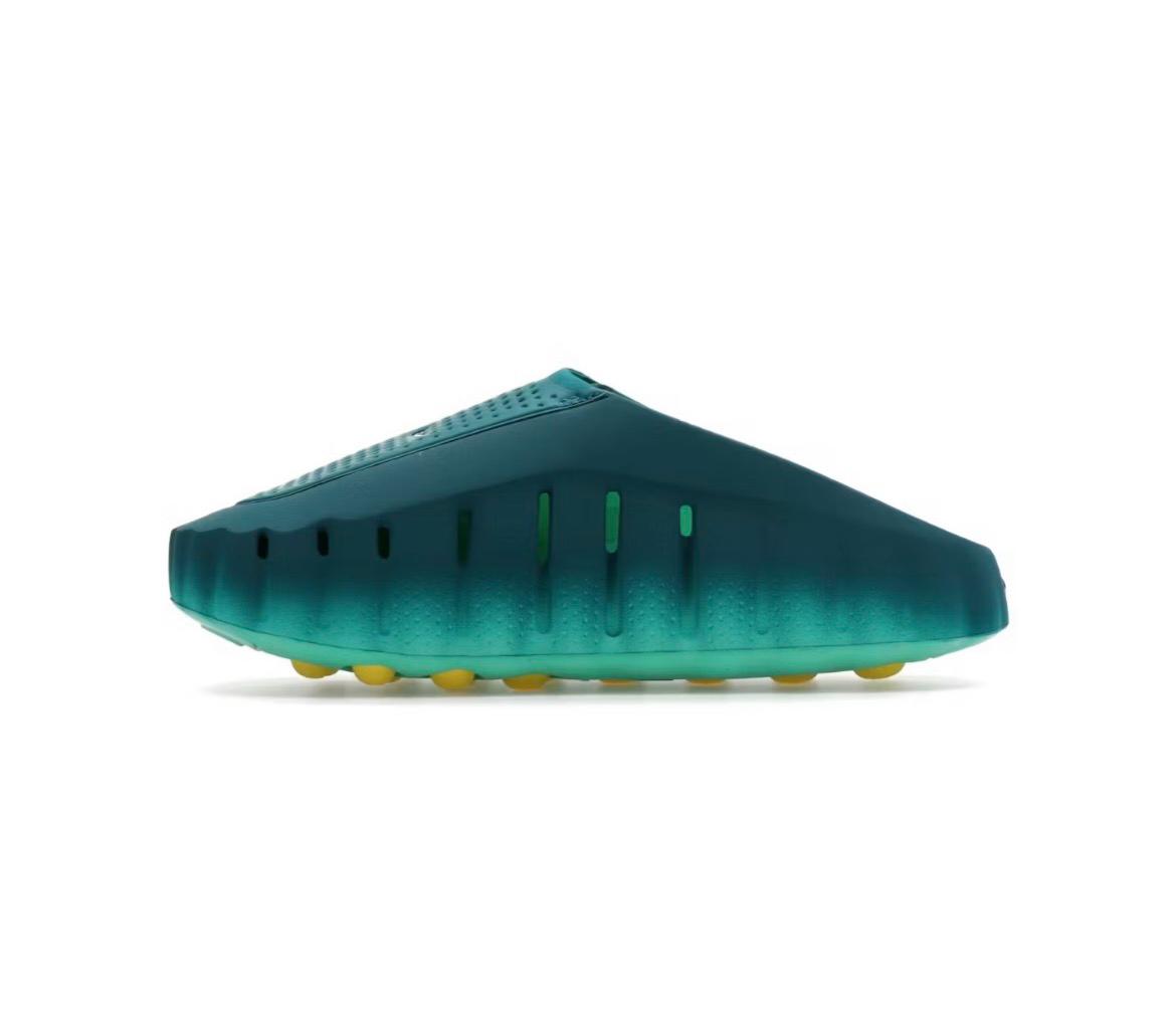 Nike Mind 001